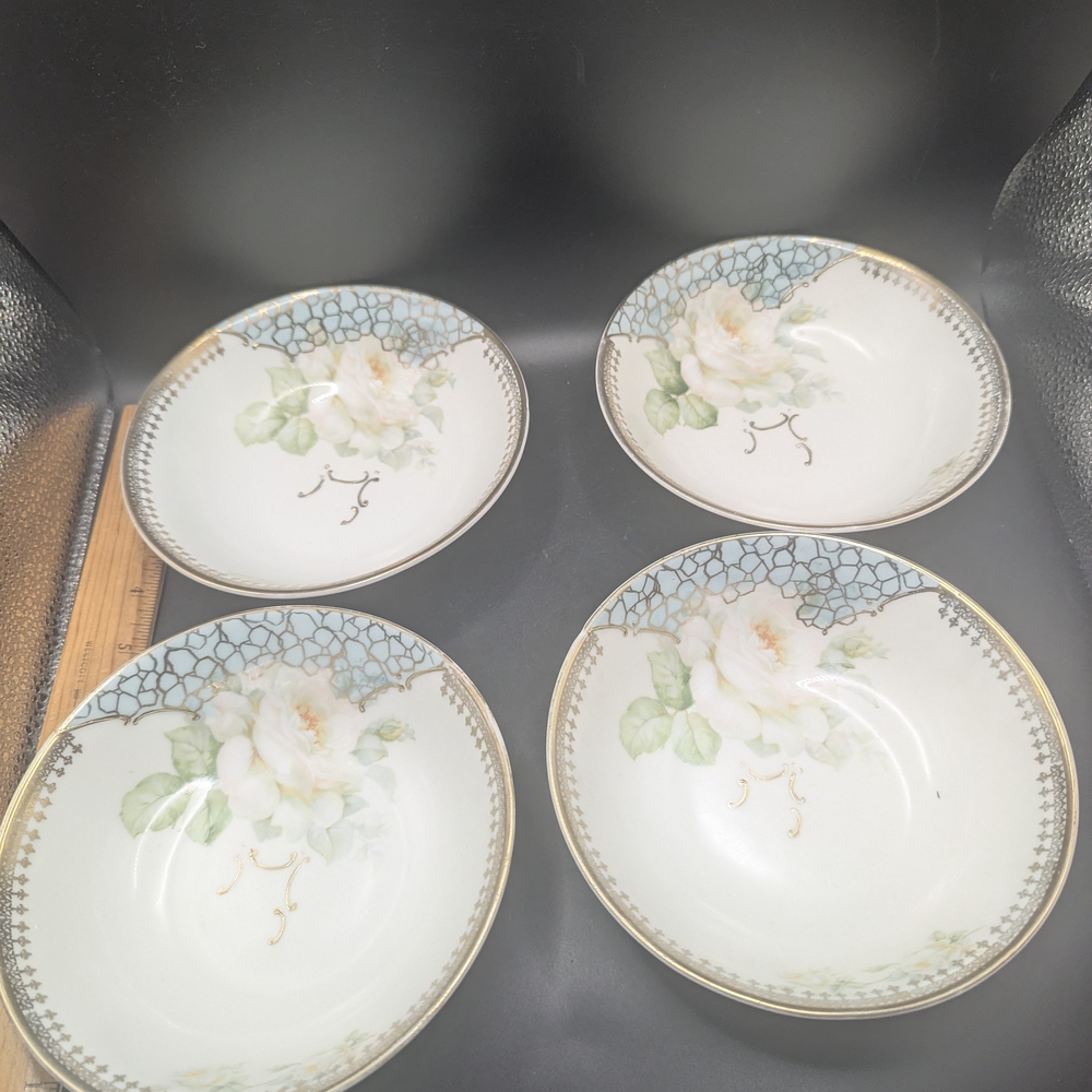 Antique Elegant Set Of 4 Germany Floral Patterned Bowls Hand Painted